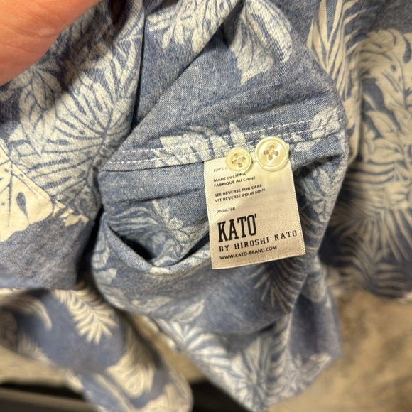 KATO' Slim French Seam Aloha Chambray w/ detail - light indigo - Picture 3 of 5